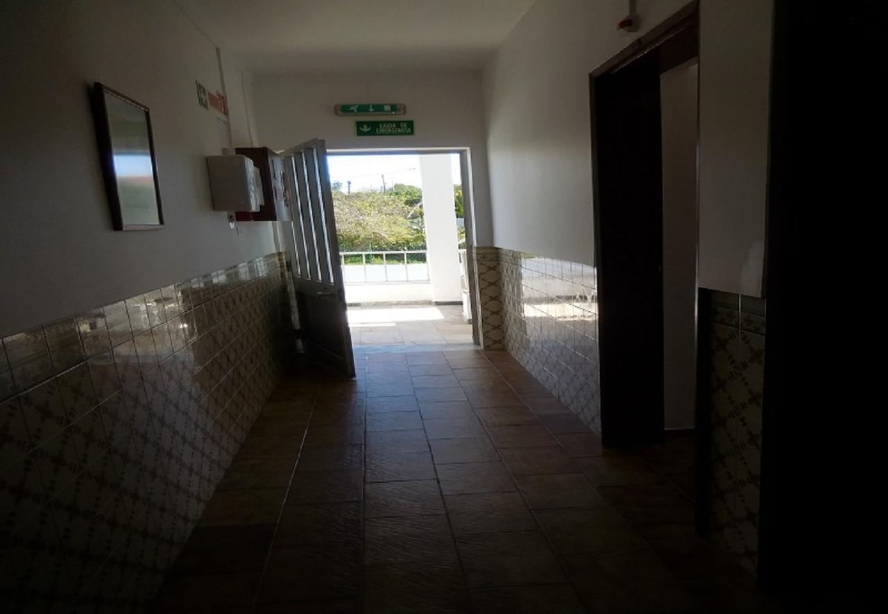 Hotel Residencial Campo-Mar By Umbral Portimão Esterno foto The entrance to the station