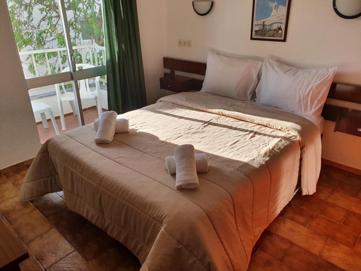 Hotel Residencial Campo-Mar By Umbral Portimão Esterno foto A bedroom at the hotel